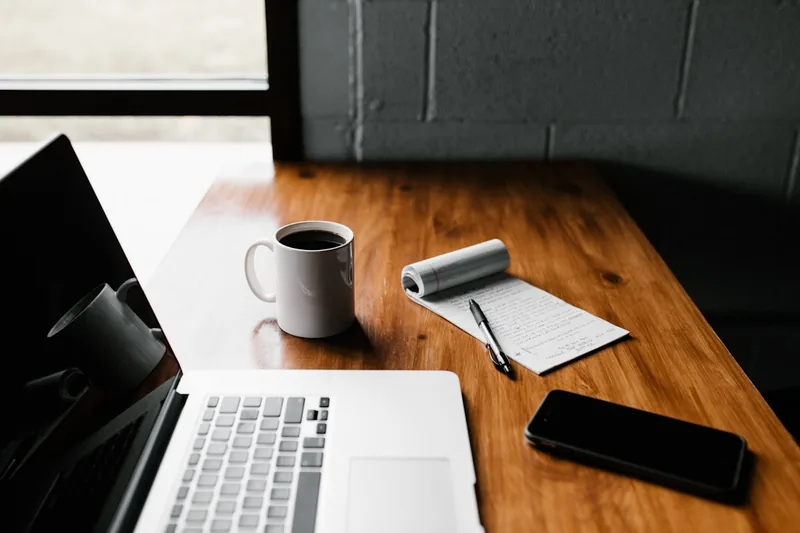 AI Content at Scale: How to Run a Blog with AI Without Becoming Spam — AiUse